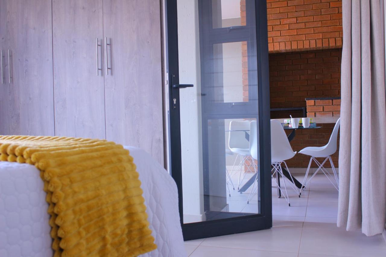 Airport Heights Apartment Boksburg Ngoại thất bức ảnh